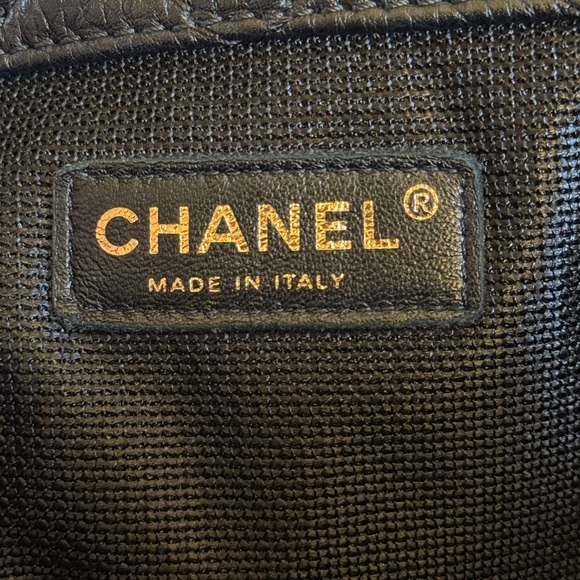 AUTHENTIC Chanel Airline Flap XXL Travel Bag Black Quilted Leather Classic GHW - Picture 15 of 15